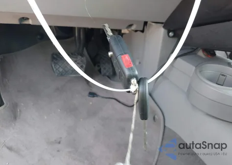 2004 Volkswagen New Beetle Gls from USA, damaged, VIN 3VWCM31Y84M319301